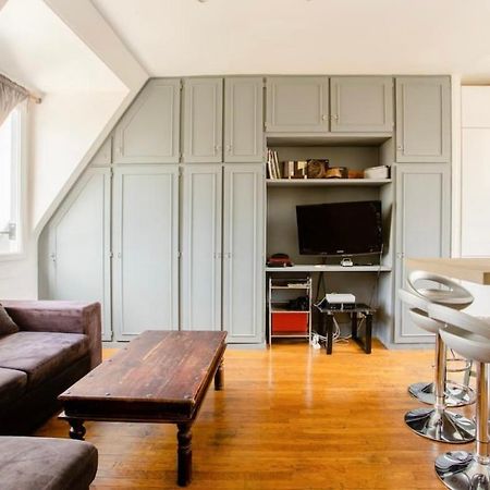 Beautiful Apartment With A View Of Eiffel Tower In Center פריז מראה חיצוני תמונה